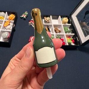 Nora Fleming: “Champagne Celebration” Mini